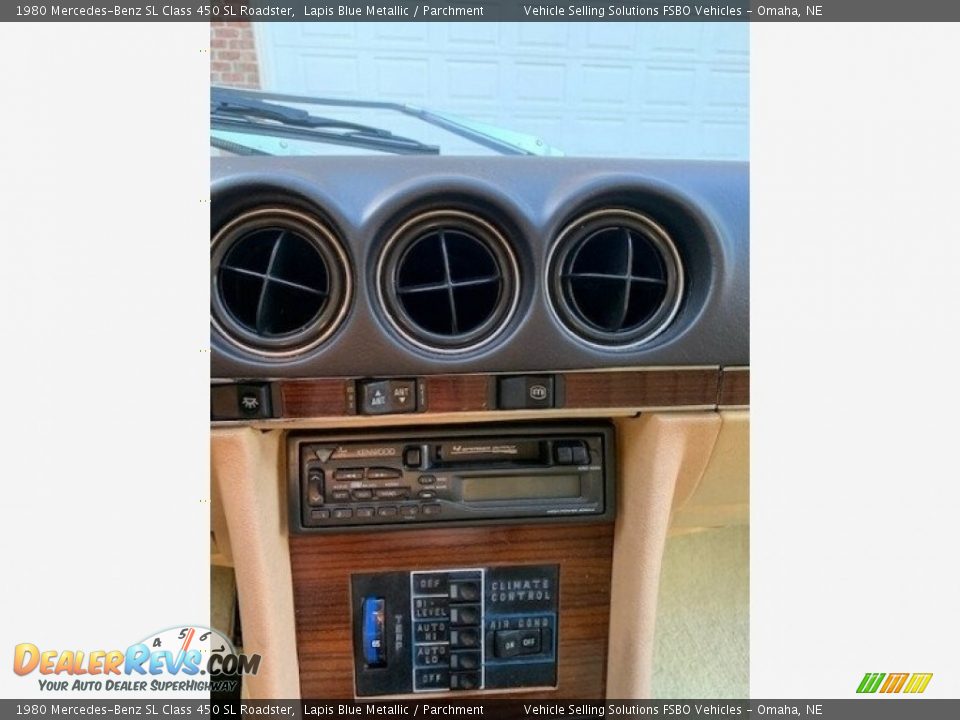 Controls of 1980 Mercedes-Benz SL Class 450 SL Roadster Photo #23