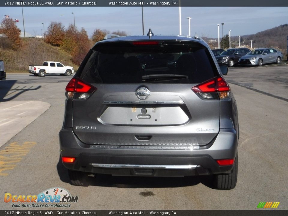 2017 Nissan Rogue SL AWD Gun Metallic / Charcoal Photo #8