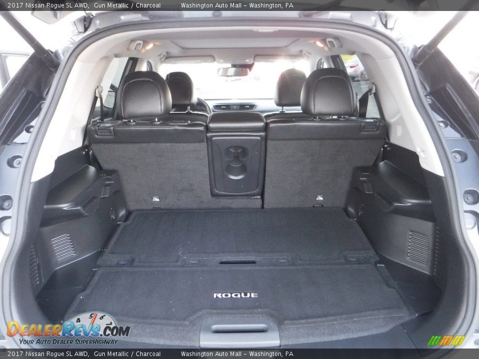 2017 Nissan Rogue SL AWD Gun Metallic / Charcoal Photo #32