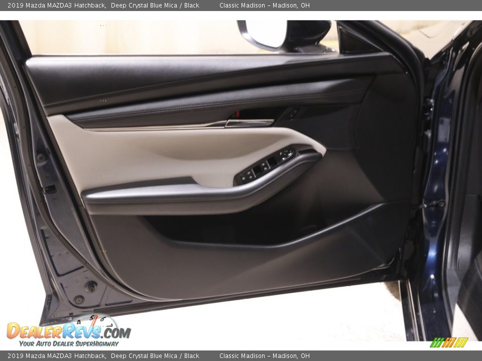 2019 Mazda MAZDA3 Hatchback Deep Crystal Blue Mica / Black Photo #4