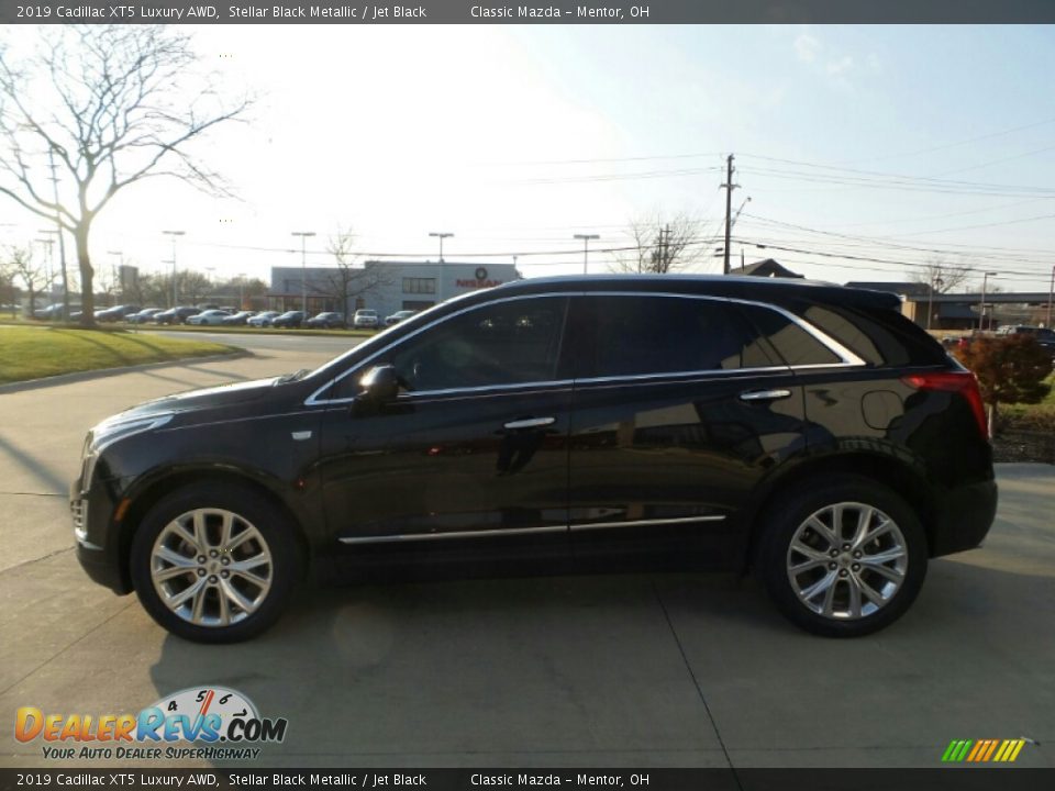 2019 Cadillac XT5 Luxury AWD Stellar Black Metallic / Jet Black Photo #2