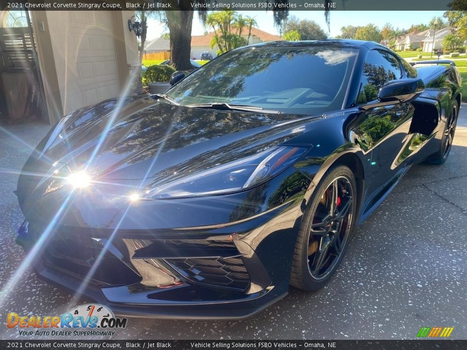 Front 3/4 View of 2021 Chevrolet Corvette Stingray Coupe Photo #1