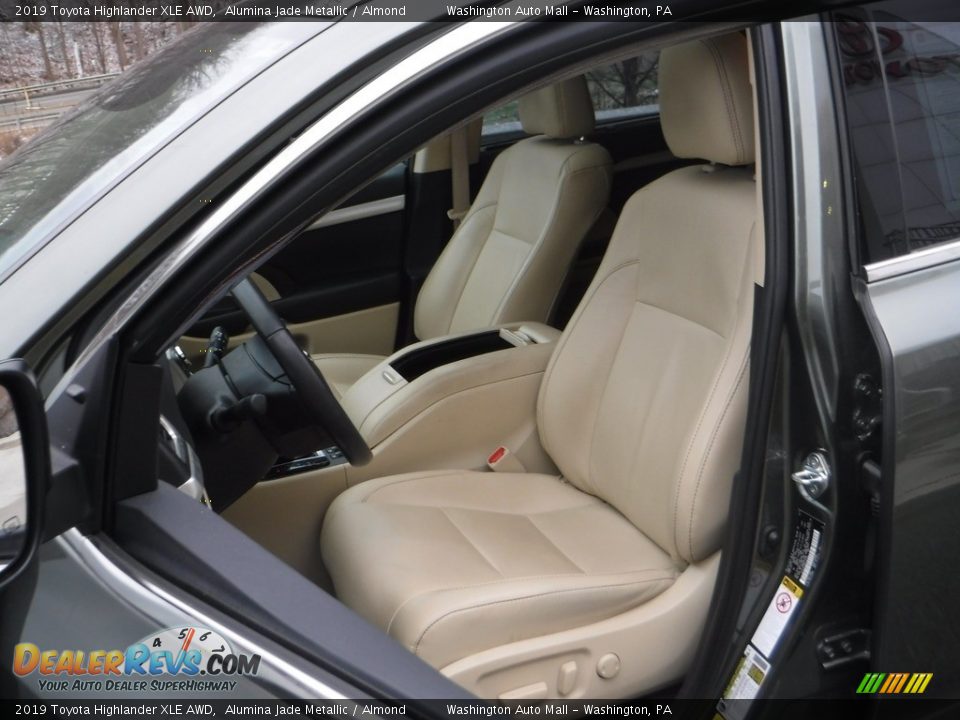 2019 Toyota Highlander XLE AWD Alumina Jade Metallic / Almond Photo #21