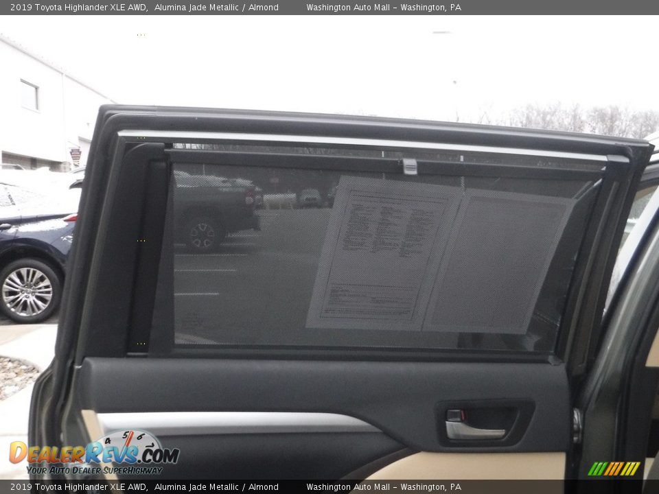 2019 Toyota Highlander XLE AWD Alumina Jade Metallic / Almond Photo #27