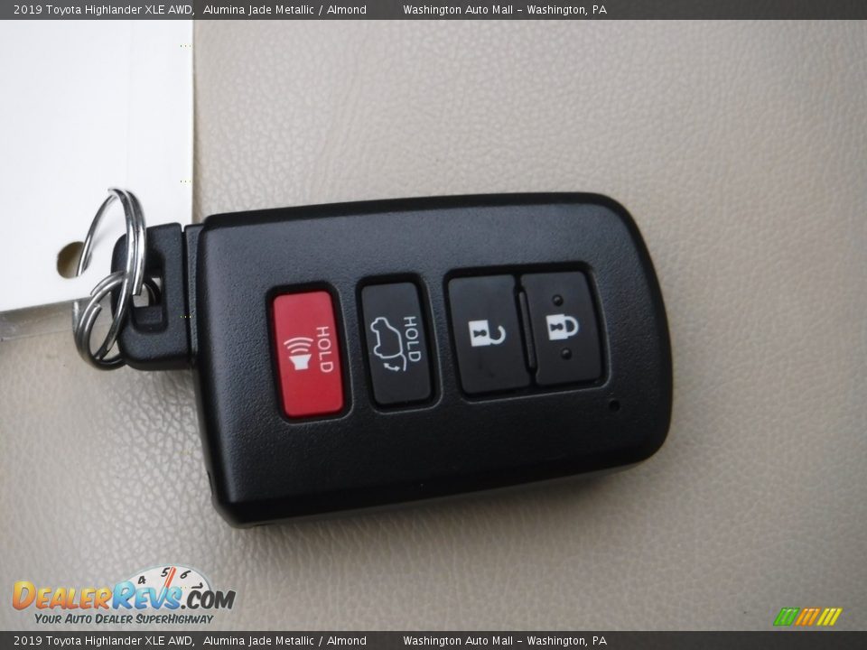 2019 Toyota Highlander XLE AWD Alumina Jade Metallic / Almond Photo #30