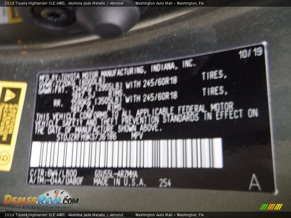 2019 Toyota Highlander XLE AWD Alumina Jade Metallic / Almond Photo #32