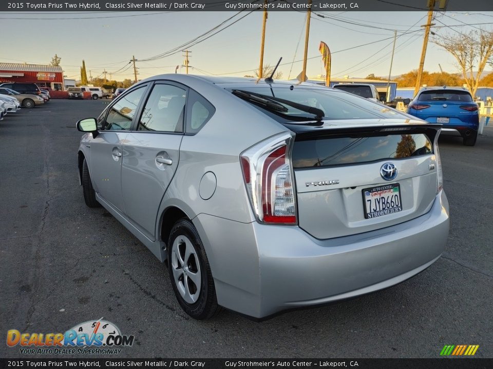 2015 Toyota Prius Two Hybrid Classic Silver Metallic / Dark Gray Photo #10