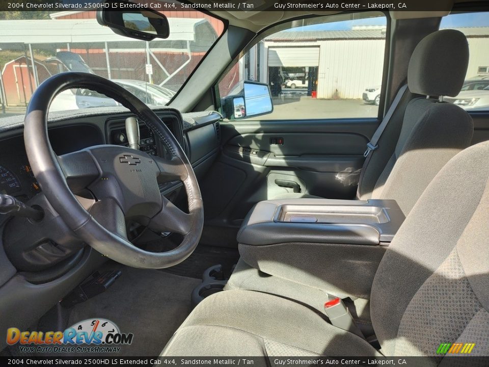 2004 Chevrolet Silverado 2500HD LS Extended Cab 4x4 Sandstone Metallic / Tan Photo #4