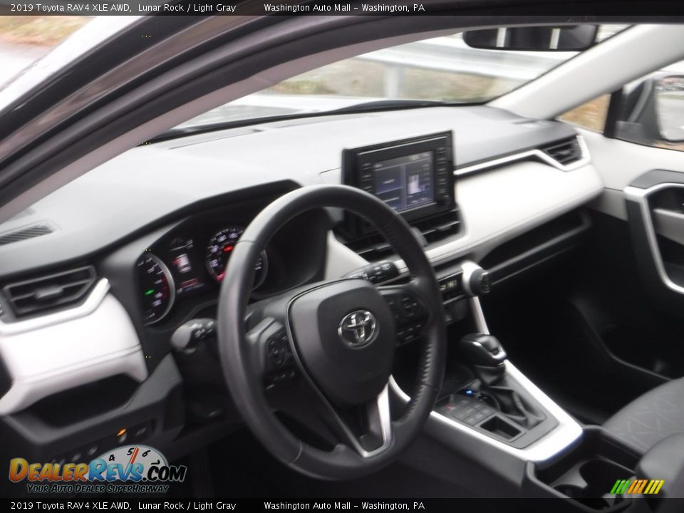 2019 Toyota RAV4 XLE AWD Lunar Rock / Light Gray Photo #21