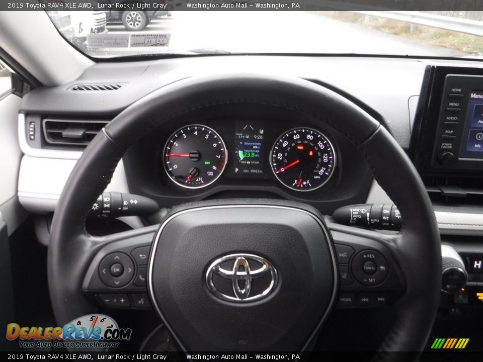 2019 Toyota RAV4 XLE AWD Lunar Rock / Light Gray Photo #28