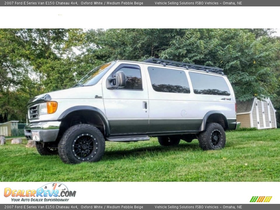 Oxford White 2007 Ford E Series Van E150 Chateau 4x4 Photo #11