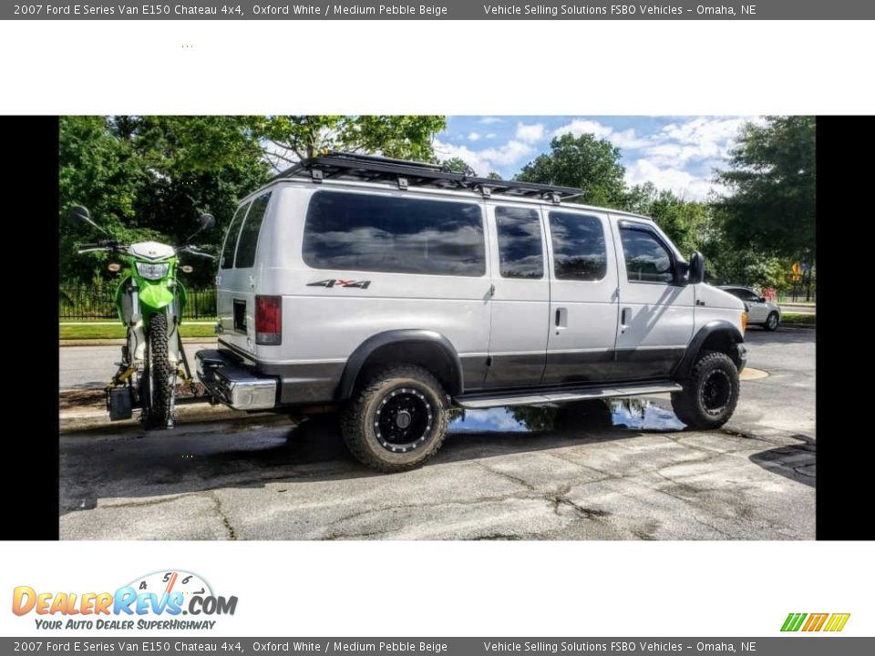 Oxford White 2007 Ford E Series Van E150 Chateau 4x4 Photo #22