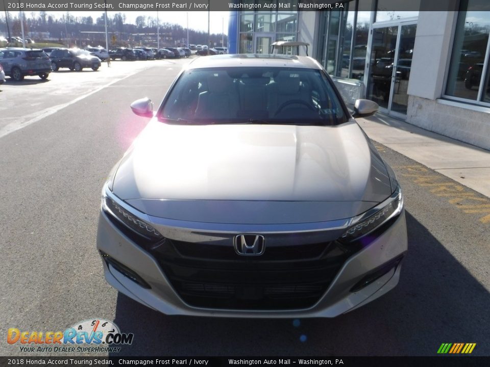 2018 Honda Accord Touring Sedan Champagne Frost Pearl / Ivory Photo #5