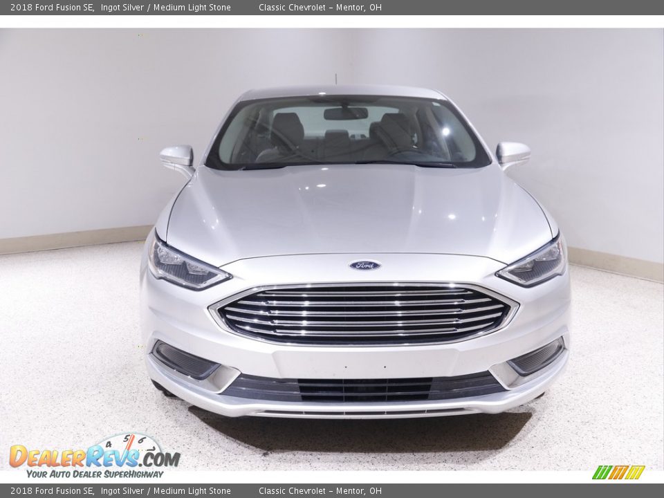 2018 Ford Fusion SE Ingot Silver / Medium Light Stone Photo #2