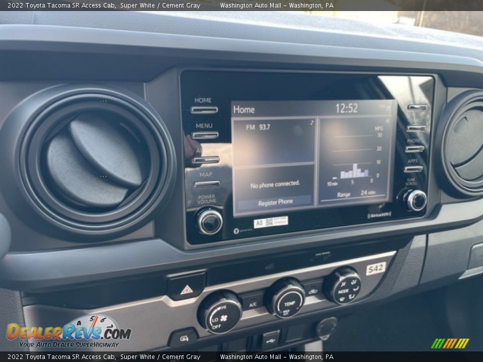 Controls of 2022 Toyota Tacoma SR Access Cab Photo #5