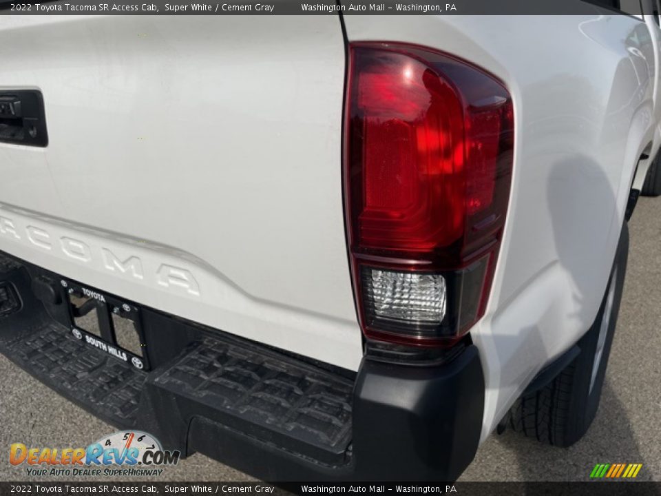 2022 Toyota Tacoma SR Access Cab Super White / Cement Gray Photo #11