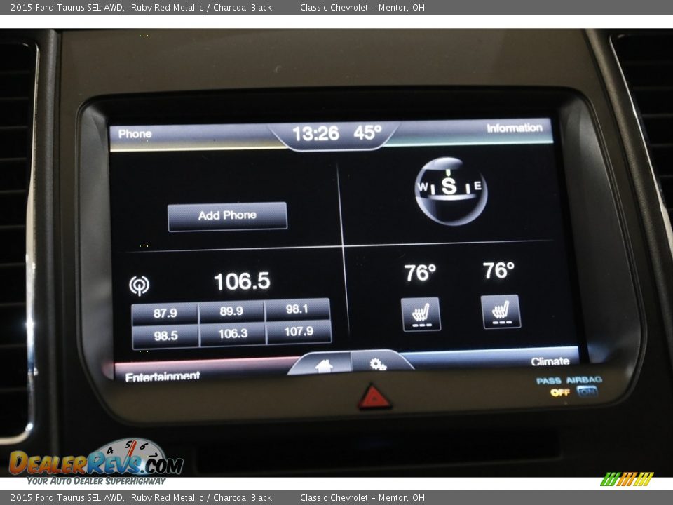 Audio System of 2015 Ford Taurus SEL AWD Photo #10