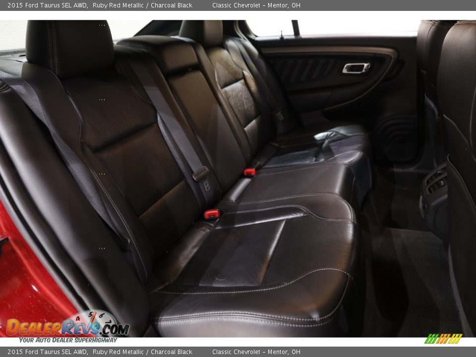 2015 Ford Taurus SEL AWD Ruby Red Metallic / Charcoal Black Photo #15