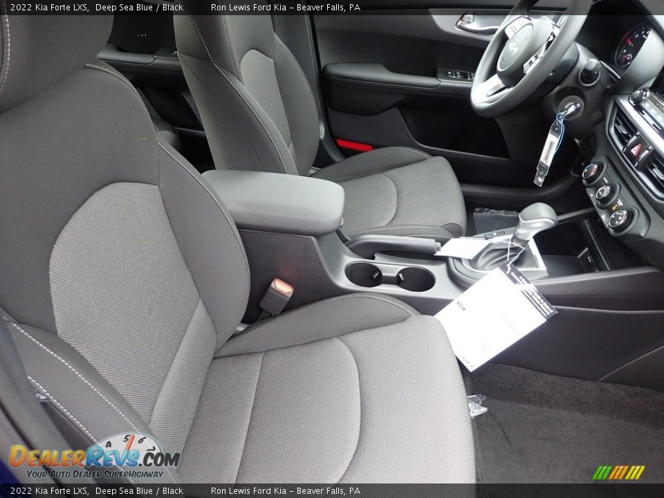 2022 Kia Forte LXS Deep Sea Blue / Black Photo #9