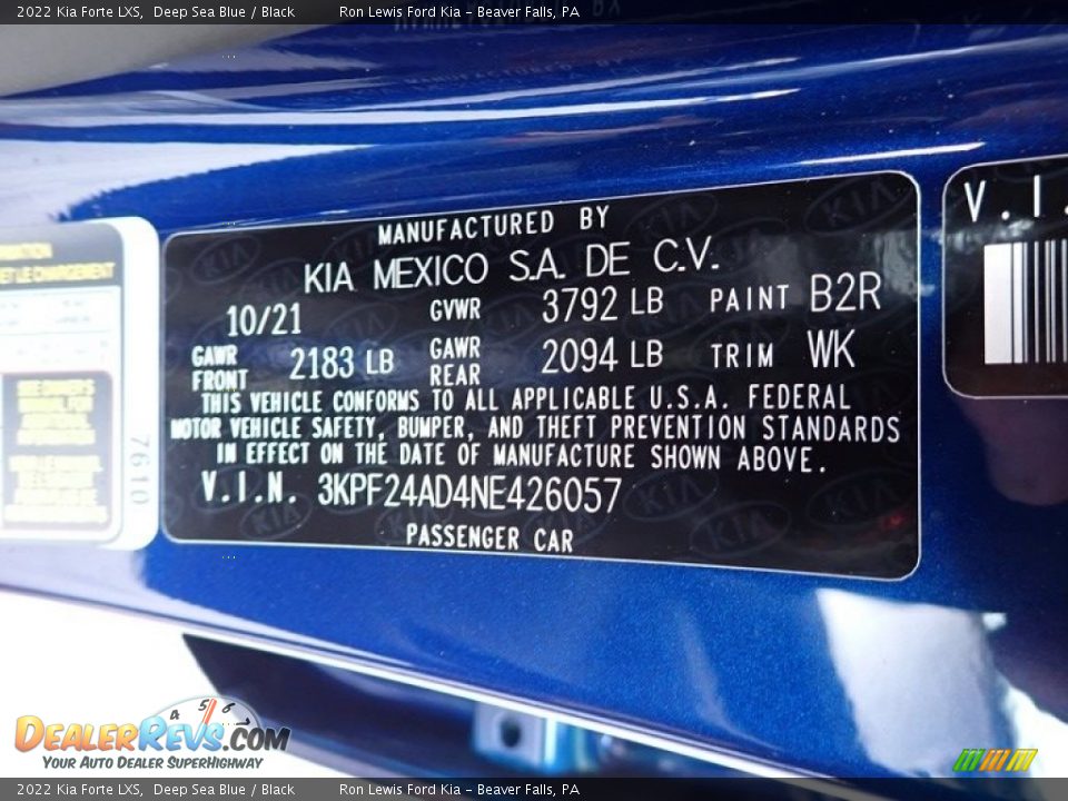 2022 Kia Forte LXS Deep Sea Blue / Black Photo #18