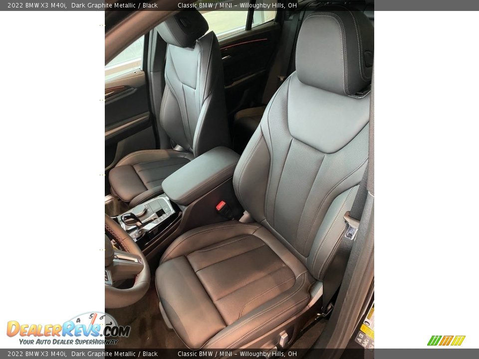 Front Seat of 2022 BMW X3 M40i Photo #4