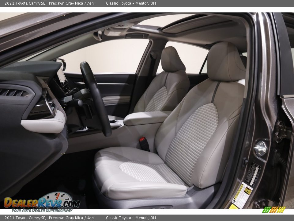 2021 Toyota Camry SE Predawn Gray Mica / Ash Photo #5