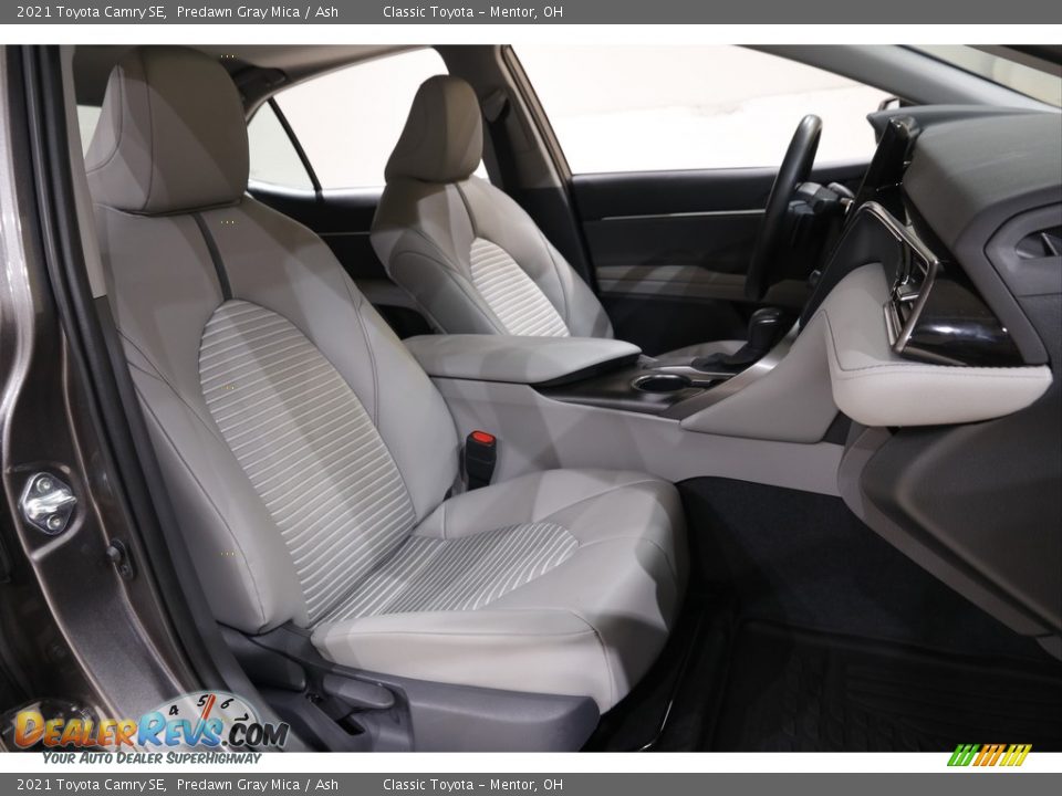 2021 Toyota Camry SE Predawn Gray Mica / Ash Photo #14