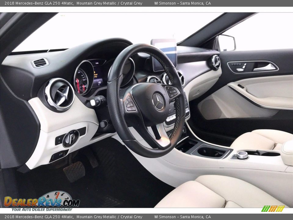 Dashboard of 2018 Mercedes-Benz GLA 250 4Matic Photo #19