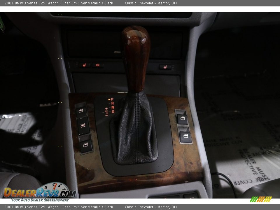 2001 BMW 3 Series 325i Wagon Shifter Photo #10