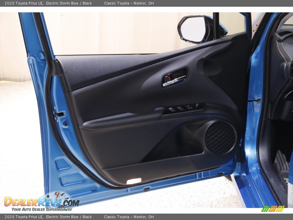 2020 Toyota Prius LE Electric Storm Blue / Black Photo #4