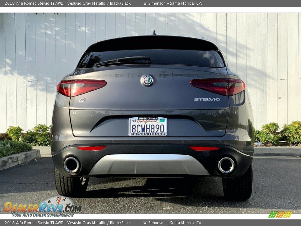 2018 Alfa Romeo Stelvio Ti AWD Vesuvio Gray Metallic / Black/Black Photo #5