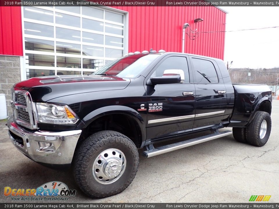 Front 3/4 View of 2018 Ram 3500 Laramie Mega Cab 4x4 Photo #1