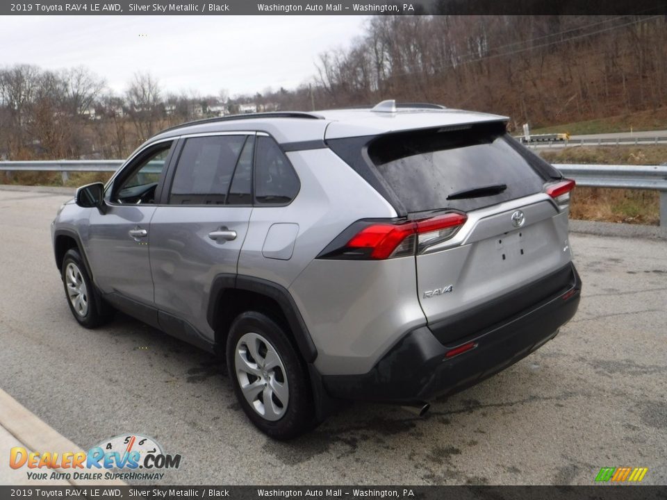 2019 Toyota RAV4 LE AWD Silver Sky Metallic / Black Photo #14