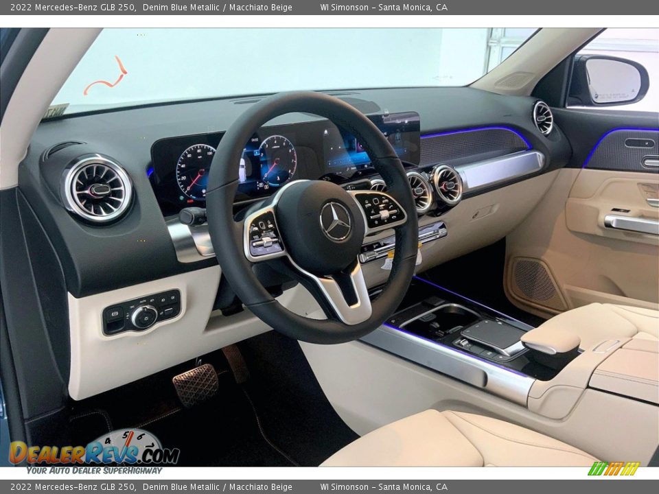 Dashboard of 2022 Mercedes-Benz GLB 250 Photo #4