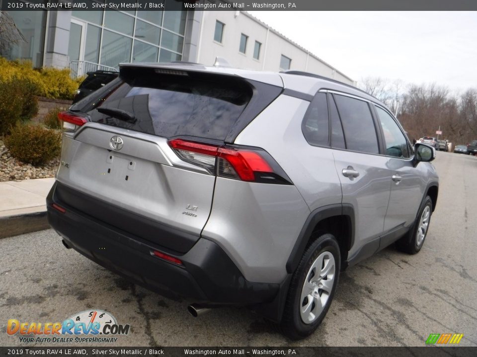 2019 Toyota RAV4 LE AWD Silver Sky Metallic / Black Photo #16