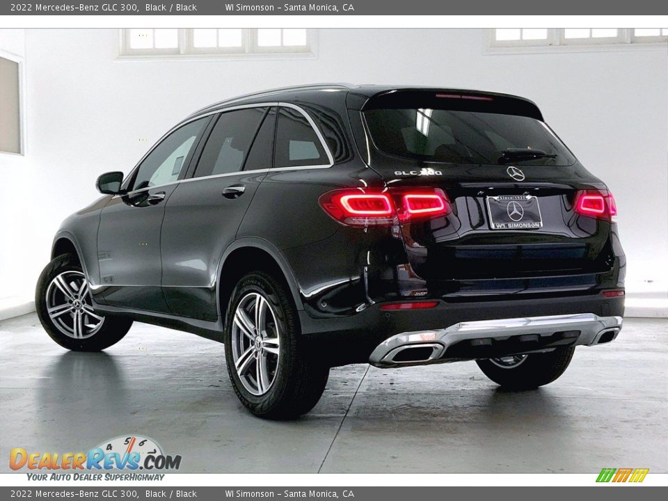 2022 Mercedes-Benz GLC 300 Black / Black Photo #2