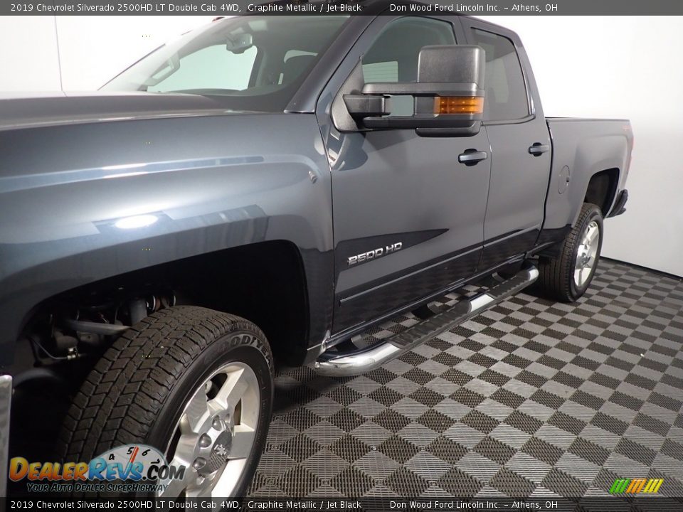 2019 Chevrolet Silverado 2500HD LT Double Cab 4WD Graphite Metallic / Jet Black Photo #10