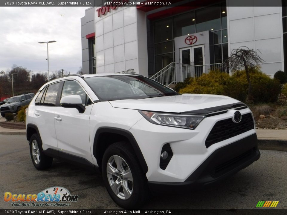 2020 Toyota RAV4 XLE AWD Super White / Black Photo #1