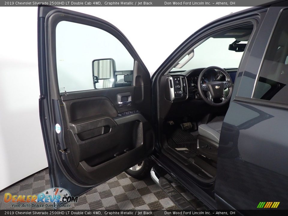 2019 Chevrolet Silverado 2500HD LT Double Cab 4WD Graphite Metallic / Jet Black Photo #19