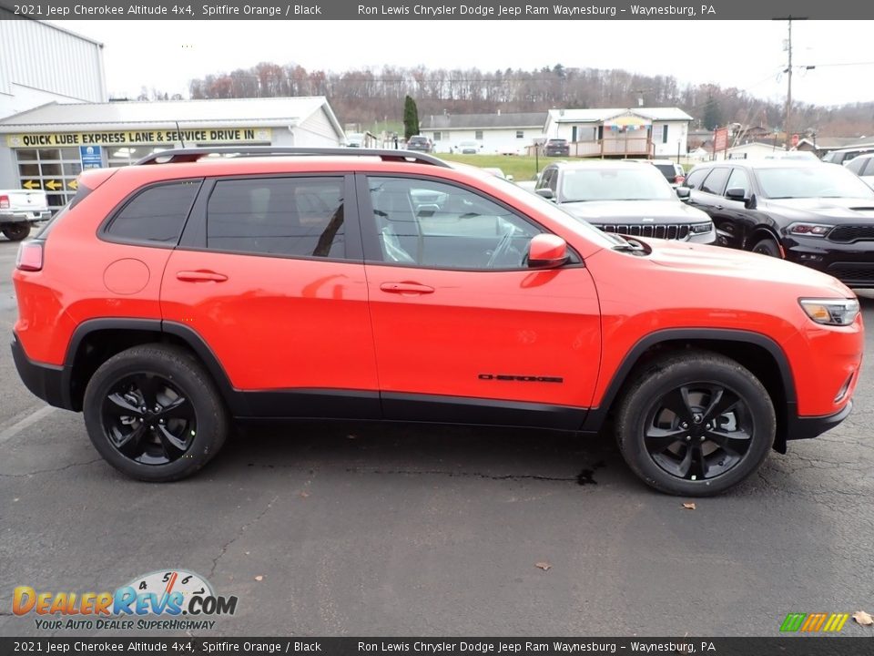 2021 Jeep Cherokee Altitude 4x4 Spitfire Orange / Black Photo #7