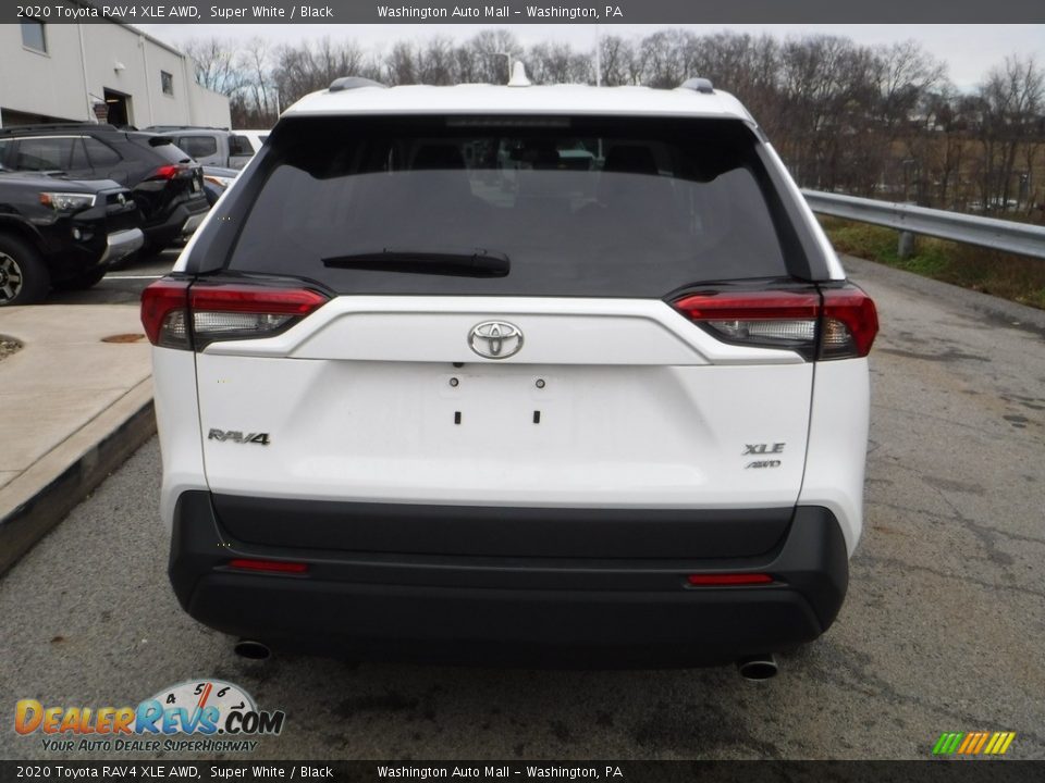 2020 Toyota RAV4 XLE AWD Super White / Black Photo #15