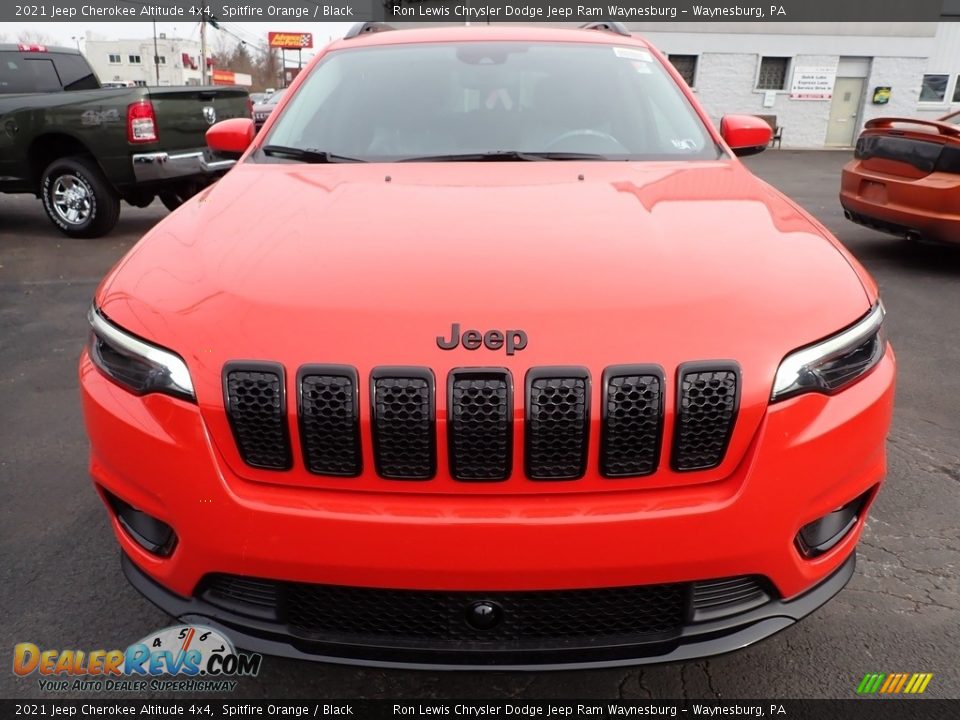 2021 Jeep Cherokee Altitude 4x4 Spitfire Orange / Black Photo #9