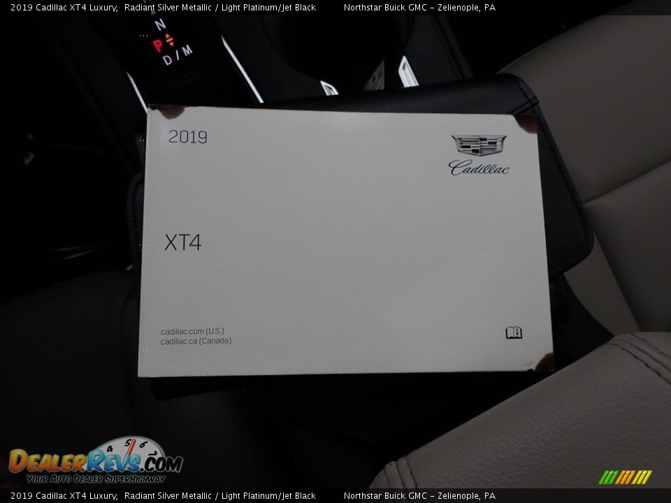 2019 Cadillac XT4 Luxury Radiant Silver Metallic / Light Platinum/Jet Black Photo #29
