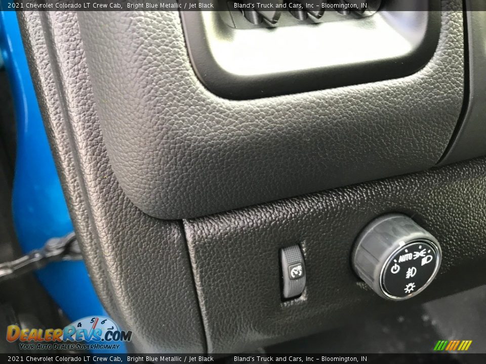 2021 Chevrolet Colorado LT Crew Cab Bright Blue Metallic / Jet Black Photo #15