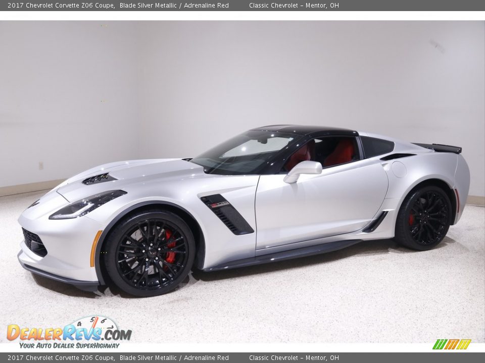 Front 3/4 View of 2017 Chevrolet Corvette Z06 Coupe Photo #3