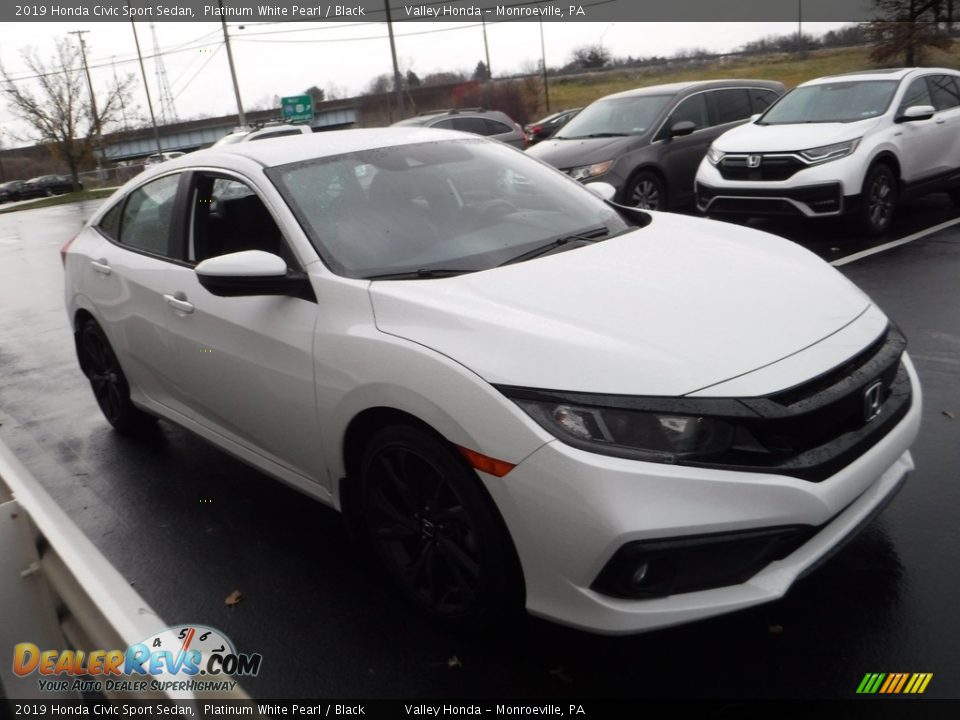 Front 3/4 View of 2019 Honda Civic Sport Sedan Photo #5