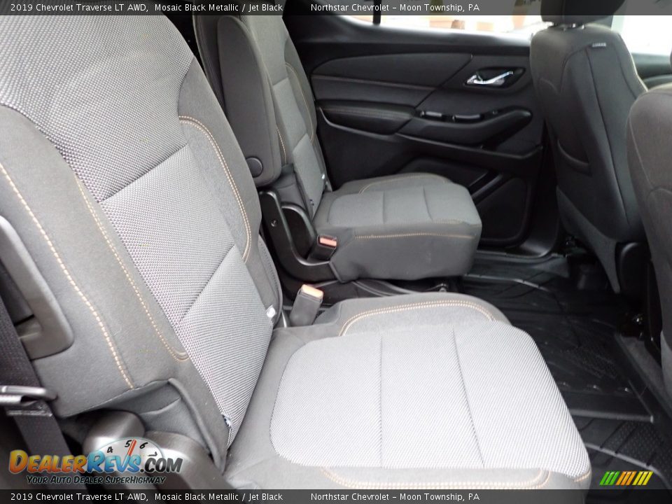 2019 Chevrolet Traverse LT AWD Mosaic Black Metallic / Jet Black Photo #18