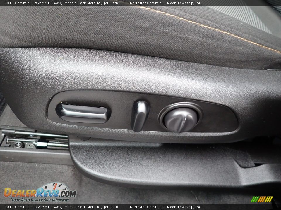 2019 Chevrolet Traverse LT AWD Mosaic Black Metallic / Jet Black Photo #25
