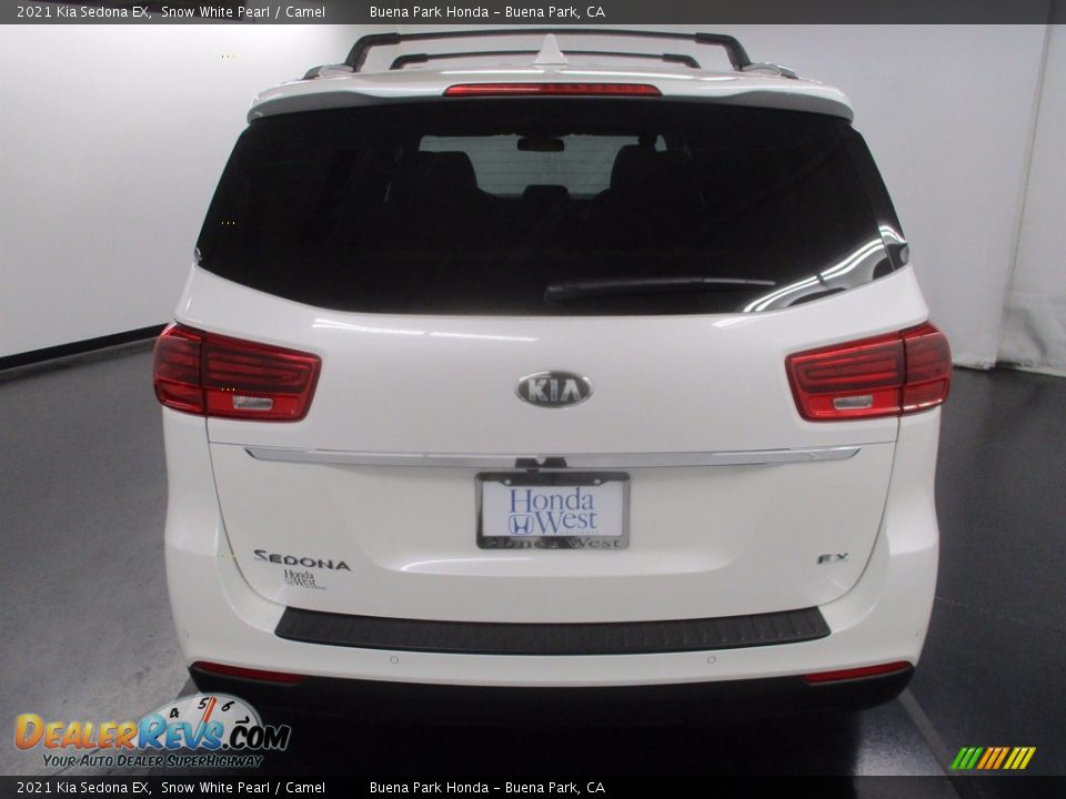 2021 Kia Sedona EX Snow White Pearl / Camel Photo #6