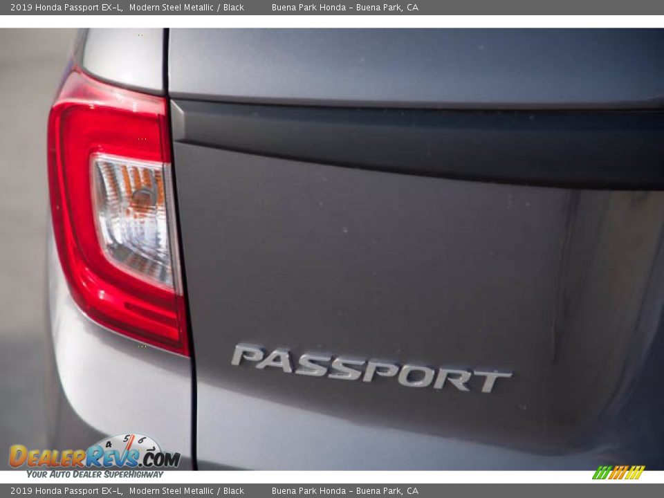 2019 Honda Passport EX-L Modern Steel Metallic / Black Photo #10